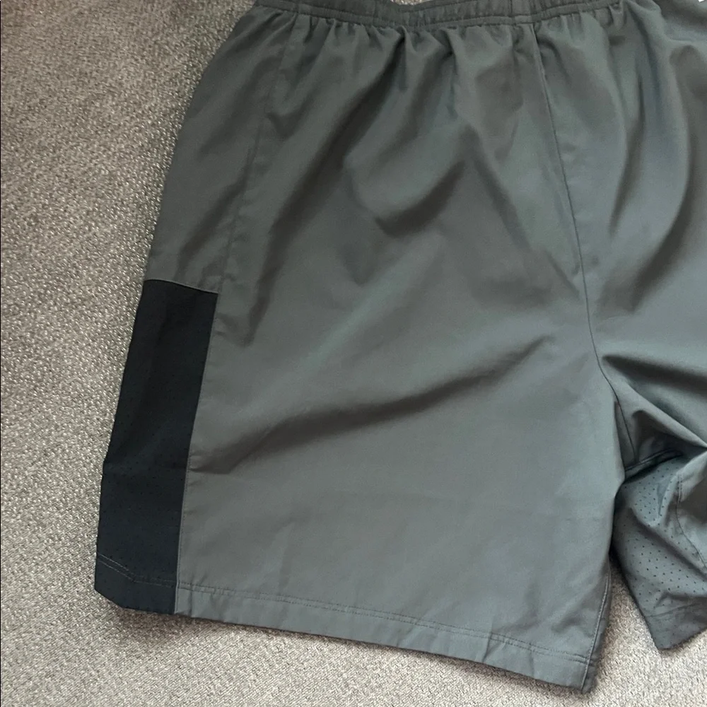 Nike Men's Charcoal and Black Athletic Shorts